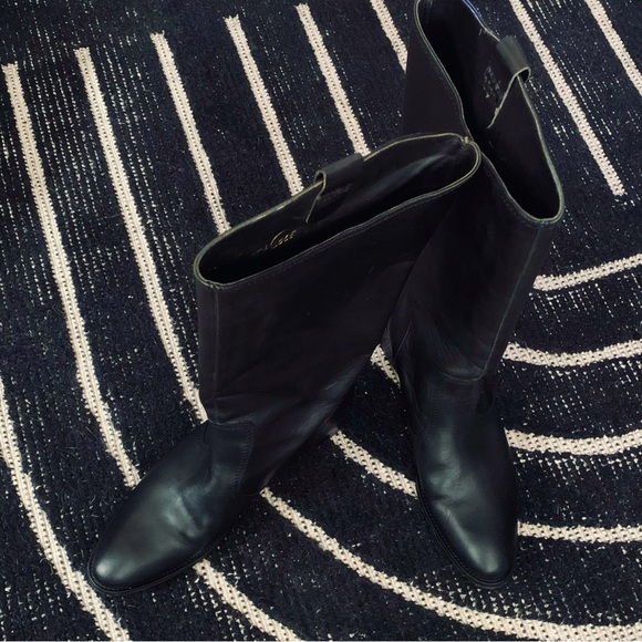 KENNETH COLE NEW YORK | BLACK LEATHER RIDING BOOK | EUC | SZ10 - Picture 3 of 14